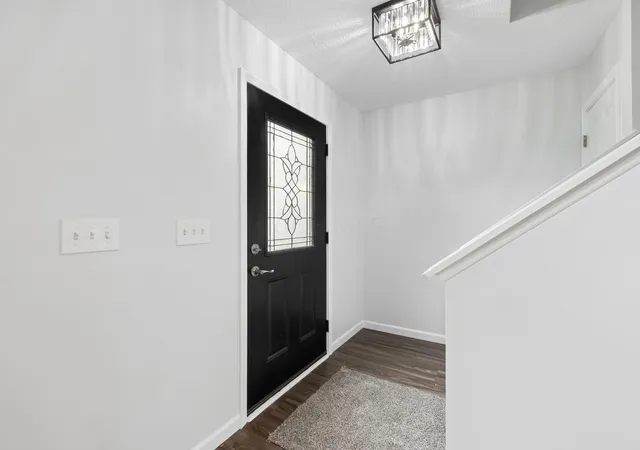 Photo 3 of Single family home for sale at 2080 Sondra Ln, Grove City, OH 43123 | MLS# 226034406 | Listing updated on 2026-09-21