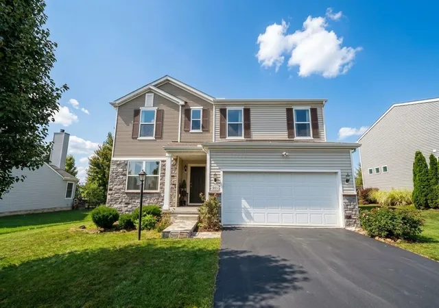 Photo 1 of Single family home for sale at 835 Corylus Dr Sw, Pataskala, OH 43062 | MLS# 226034409 | Listing updated on 2026-10-05