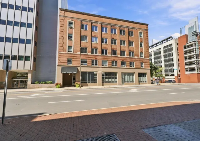 Listing Photo 5 - Condo for sale in building located at 221 N Front St, Columbus, OH 43215 - Unit #601