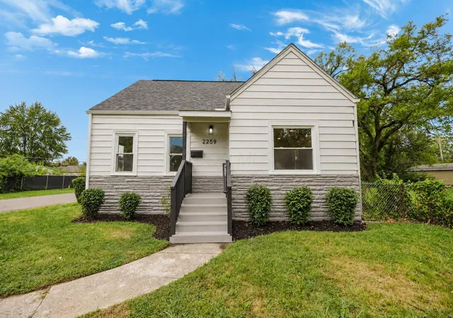 Photo 1 of Single family home for sale at 2259 Ontario St, Columbus, OH 43211 | MLS# 226034421 | Listing updated on 2026-09-15