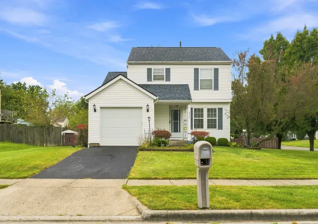Single family home for sale at 6933 Brockland Dr, Reynoldsburg, OH 43068 | MLS# 226034443