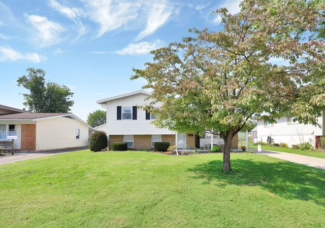 Photo 2 of Single family home for sale at 81 Fieldpoint Rd, Heath, OH 43056 | MLS# 226035991 | Listing updated on 2026-09-26