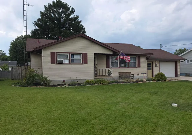 Photo 2 of Single family home for sale at 678 Willowcrest Ln, Galion, OH 44833 | MLS# 226034445 | Listing updated on 2026-09-14