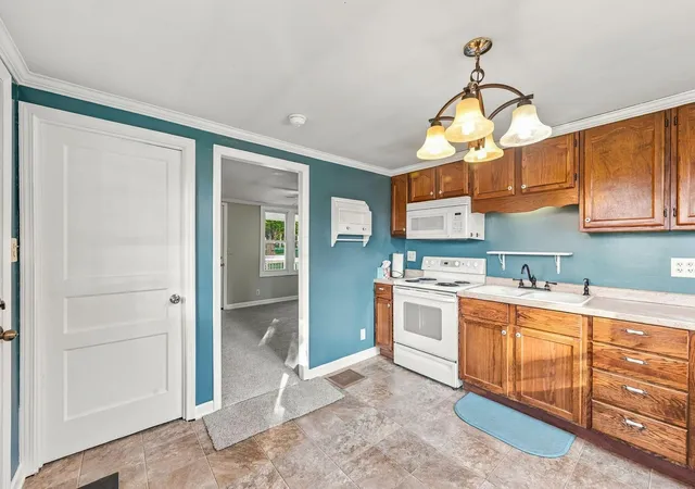 Photo 3 of Single family home for sale at 2406 Smeltzer Rd, Marion, OH 43302 | MLS# 226039258 | Listing updated on 2026-10-24