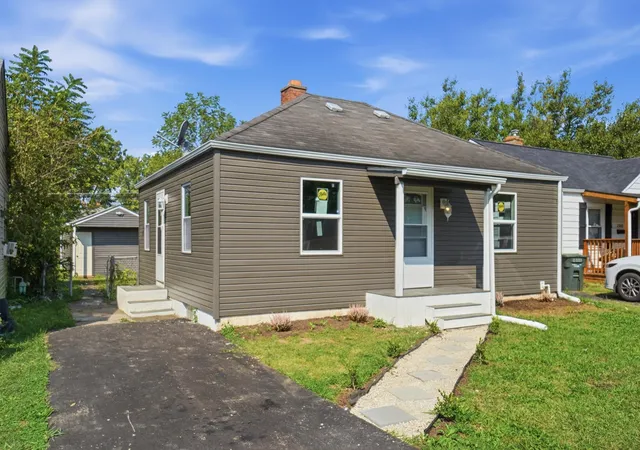 Photo 3 of Single family home for sale at 2297 Howey Rd, Columbus, OH 43211 | MLS# 226034459 | Listing updated on 2026-09-29