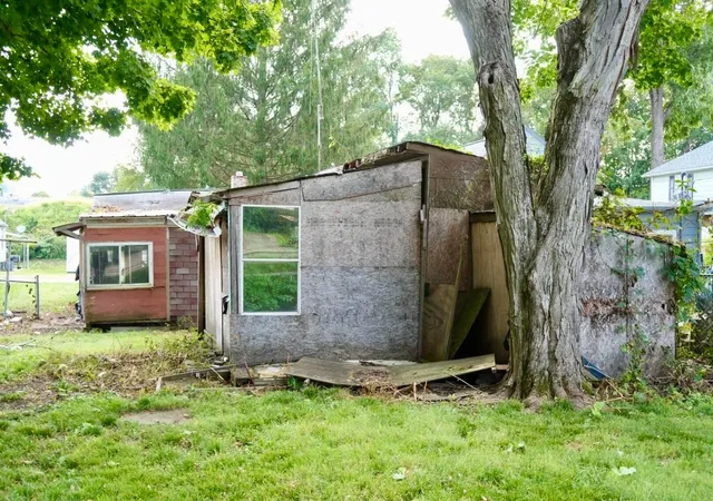 Photo 4 of Single family home for sale at 331 Whiley Ave, Lancaster, OH 43130 | MLS# 226034645 | Listing updated on 2026-09-11