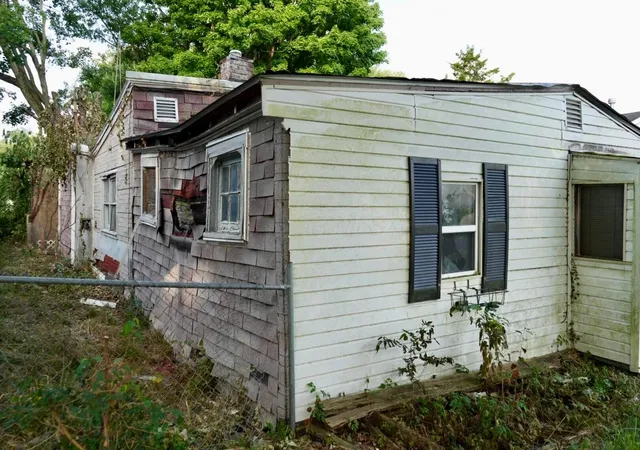 Photo 7 of Single family home for sale at 331 Whiley Ave, Lancaster, OH 43130 | MLS# 226034645 | Listing updated on 2026-09-11