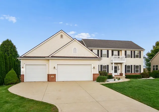Photo 3 of Single family home for sale at 40 Waters Edge Ln, Centerburg, OH 43011 | MLS# 226034448 | Listing updated on 2026-09-16