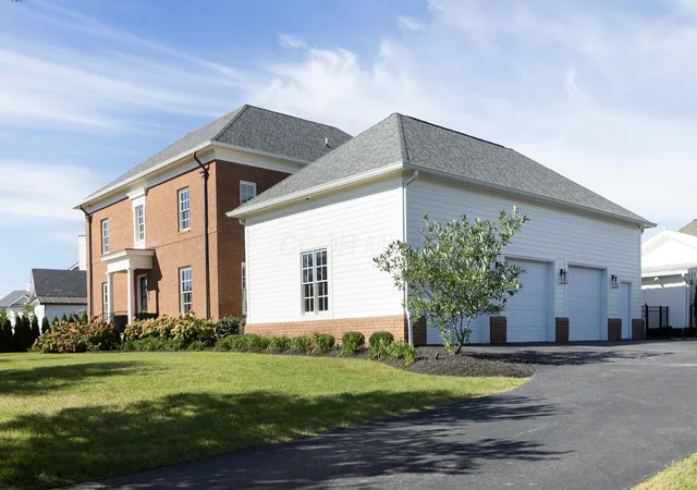 Photo 1 of Mansion for sale at 3905 Ebrington Rd, New Albany, OH 43054 | MLS# 226036684 | Listing updated on 2026-10-06