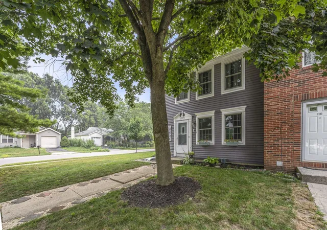 Photo 3 of Condo for sale at 2941 Talbrock Cir, Dublin, OH 43017 | MLS# 226034552 | Listing updated on 2026-10-05