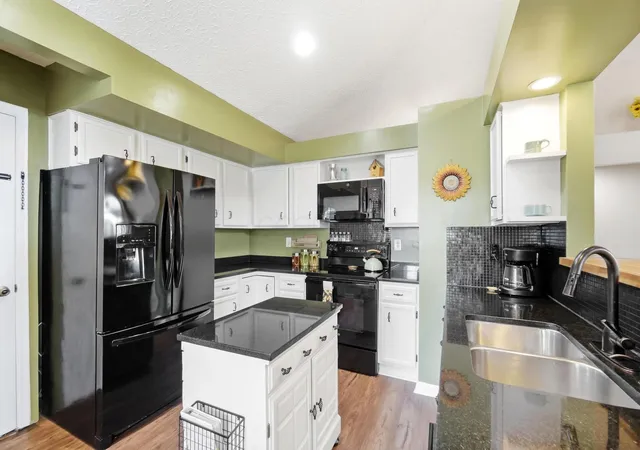 Photo 4 of Single family home for sale at 5952 Ginseng Ct, Galloway, OH 43119 | MLS# 226034460 | Listing updated on 2026-09-14