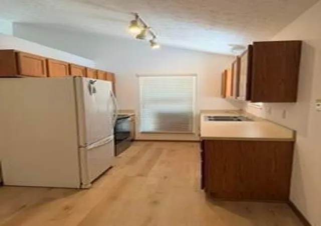 Photo 3 of Condo for sale at 6084 Murphys Pond Rd, Canal Winchester, OH 43110 | MLS# 226034833 | Listing updated on 2026-09-18