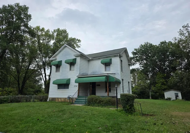 Photo 2 of Sale Pending at 2734 Linview Ave, Columbus, OH 43211 | MLS# 226034518 | Listing updated on 2026-09-17
