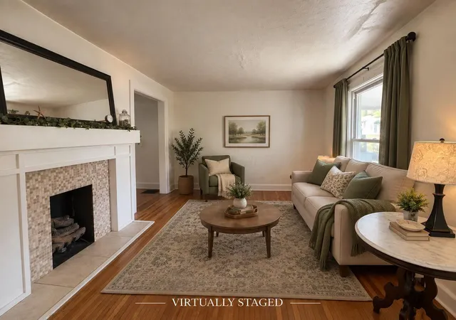 Photo 3 of Single family home for sale at 250 E Woodrow Ave, Columbus, OH 43207 | MLS# 226034557 | Listing updated on 2026-10-26