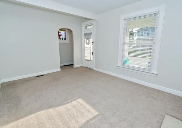 Photo 2 of Single family home for sale at 286 S Cypress Avenue, Columbus, OH 43223 | MLS# 226034792 | Listing updated on 2026-09-15