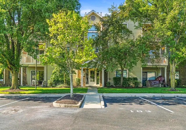 Photo 2 of Condo for sale at 6823 Meadow Crk Dr #208, Columbus, OH 43235 | MLS# 226035307 | Listing updated on 2026-09-20