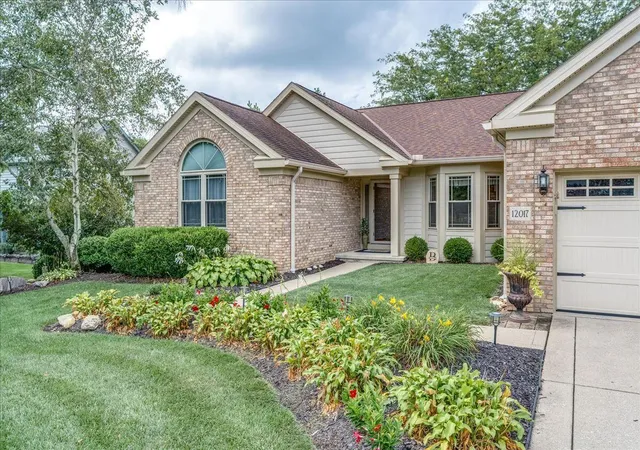 Photo 2 of Single family home for sale at 12017 Sheldrake Ct, Pickerington, OH 43147 | MLS# 226034576 | Listing updated on 2026-09-17