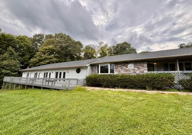 Photo 1 of Single family home for sale at 2297 Dayton Rd Ne, Newark, OH 43055 | MLS# 226034592 | Listing updated on 2026-09-11