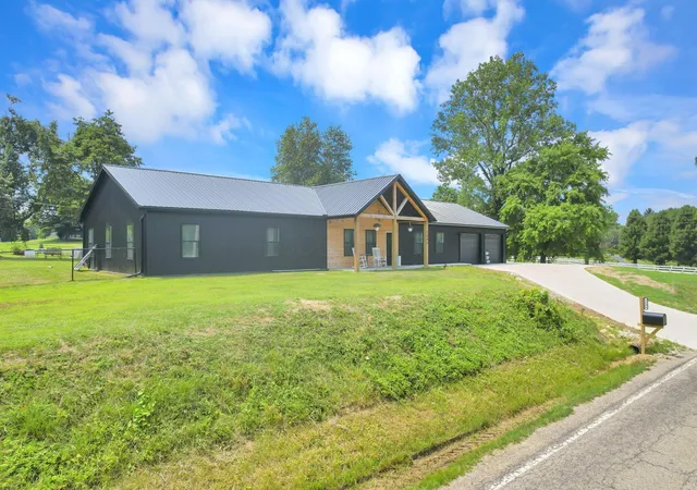 Single family home for sale at 2694 Lees Rd, Heath, OH 43056 | MLS# 226034615