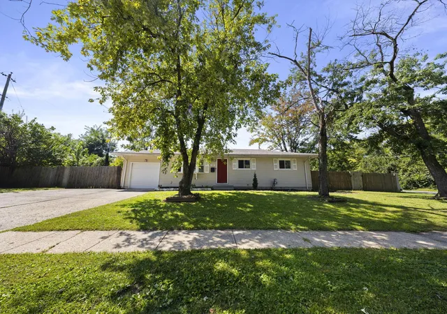 Photo 2 of Single family home for sale at 5029 Brinwood Pl, Columbus, OH 43232 | MLS# 226034613 | Listing updated on 2026-09-13