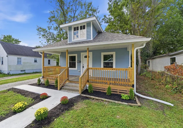 Photo 4 of Single family home for sale at 2795 Perdue Ave, Columbus, OH 43211 | MLS# 226034619 | Listing updated on 2026-09-11
