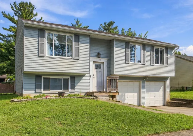 Photo 3 of Single family home for sale at 6608 Benjamin Dr, Reynoldsburg, OH 43068 | MLS# 226034640 | Listing updated on 2026-09-14