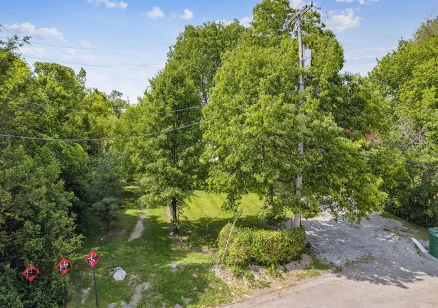 Photo 45 of Single family home for sale at 422 Chittenden Ave, Columbus, OH 43201 | MLS# 226034729 | Listing updated on 2026-09-11
