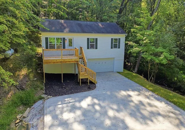 Photo 1 of Single family home for sale at 2456 Apple Valley Dr, Howard, OH 43028 | MLS# 226034830 | Listing updated on 2026-09-17