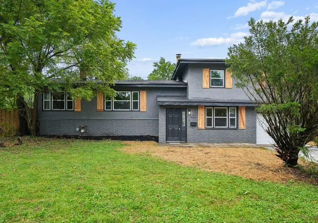 Photo 3 of Single family home for sale at 139 Cherrington Rd, Westerville, OH 43081 | MLS# 226034747 | Listing updated on 2026-09-11