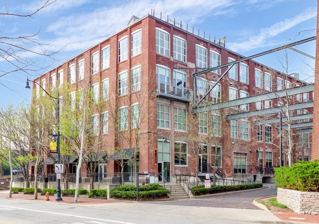 Photo 2 of Condo for sale at 448 W Nationwide Blvd #404, Columbus, OH 43215 | MLS# 226034945 | Listing updated on 2026-09-17
