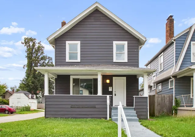Single family home for sale at 407 S Wayne Ave, Columbus, OH 43204 | MLS# 226034646