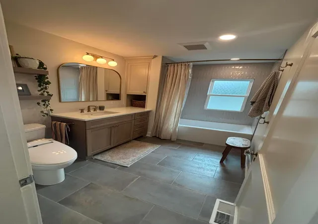 Photo 3 of Single family home for sale at 1336 Lincoln Rd, Columbus, OH 43212 | MLS# 226034805 | Listing updated on 2026-09-16