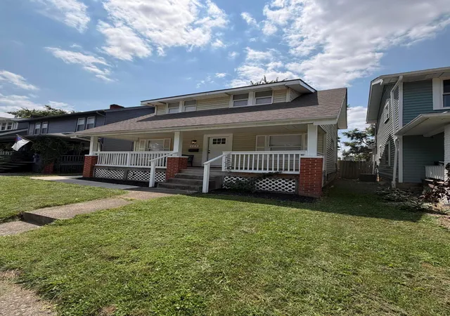 Photo 1 of Single family home for sale at 125 E Hinman Ave, Columbus, OH 43207 | MLS# 226038691 | Listing updated on 2026-10-11