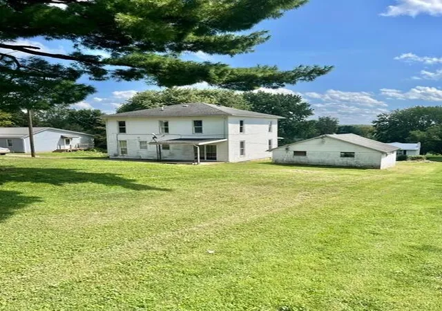Photo 3 of Single family home for sale at 216 W Sheridan Ave, Somerset, OH 43783 | MLS# 226034867 | Listing updated on 2026-09-28