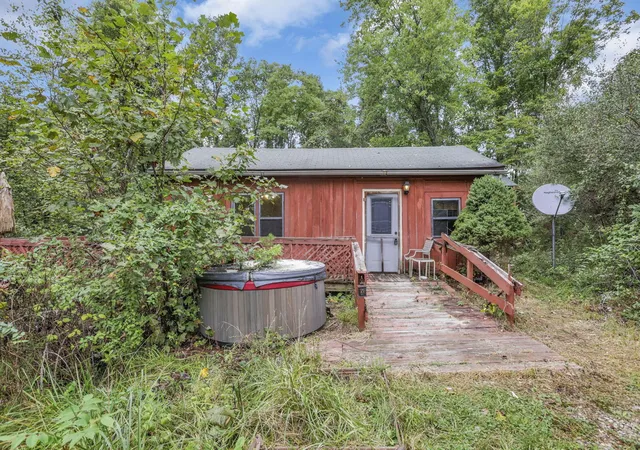 Photo 2 of Sale Pending at 20761 Rauber Rd, Logan, OH 43138 | MLS# 226034832 | Listing updated on 2026-09-19