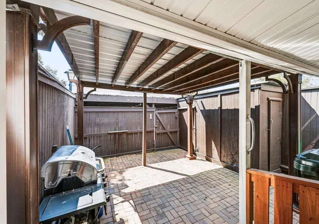 Photo 30 of Condo for sale at 586 Pamlico St #W2, Columbus, OH 43228 | MLS# 226034731 | Listing updated on 2026-09-11
