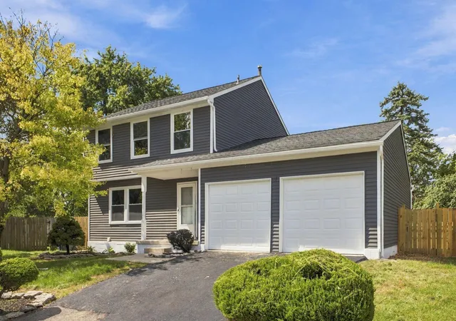 Photo 2 of Single family home for sale at 3616 Keeper Ct, Columbus, OH 43221 | MLS# 226034785 | Listing updated on 2026-09-11