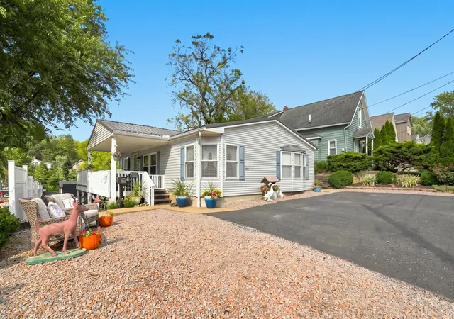 Photo 35 of Sale Pending at 1359 Sharon Ave, Zanesville, OH 43701 | MLS# 226034771 | Listing updated on 2026-09-15