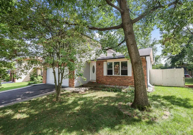 Photo 3 of Single family home for sale at 3085 Palomar Ave, Columbus, OH 43231 | MLS# 226034803 | Listing updated on 2026-09-17