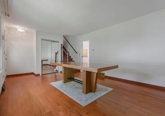 Photo 4 of Single family home for sale at 3085 Palomar Ave, Columbus, OH 43231 | MLS# 226034803 | Listing updated on 2026-09-17