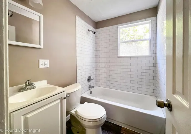Photo 15 of Sale Pending at 2339 Joyce Ave, Columbus, OH 43211 | MLS# 226035328 | Listing updated on 2026-10-01