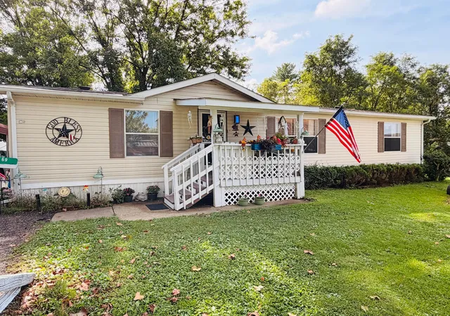 Photo 1 of Single family home for sale at 2870 Maysville Pike #69, Zanesville, OH 43701 | MLS# 226034798 | Listing updated on 2026-09-24