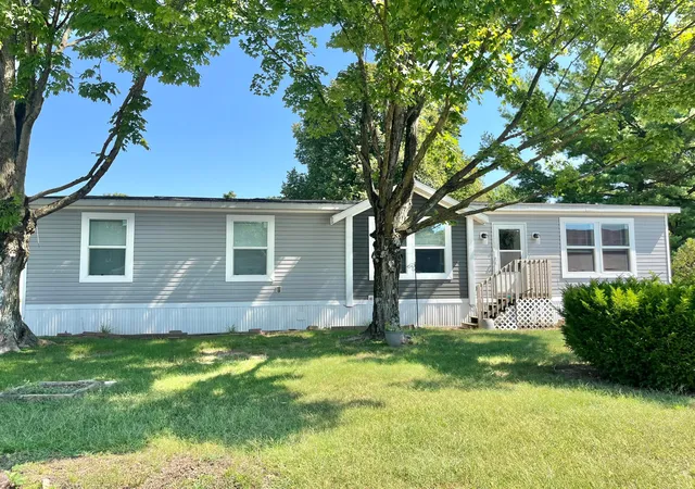 Single family home for sale at 2445 Columbus Lancaster Rd NW #254 Hickory, Lancaster, OH 43130 | MLS# 226034807