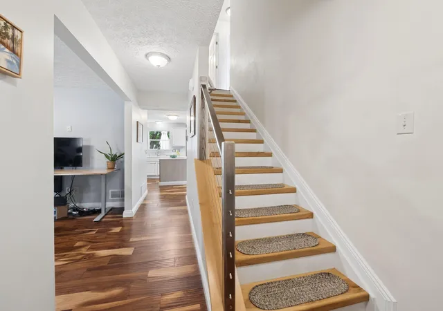 Photo 3 of Single family home for sale at 5779 Annmary Rd, Hilliard, OH 43026 | MLS# 226034894 | Listing updated on 2026-09-30