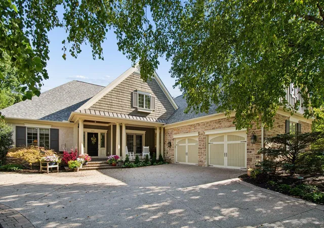 Photo 1 of Single family home for sale at 5692 Juliana Pl, Columbus, OH 43235 | MLS# 226034849 | Listing updated on 2026-09-23