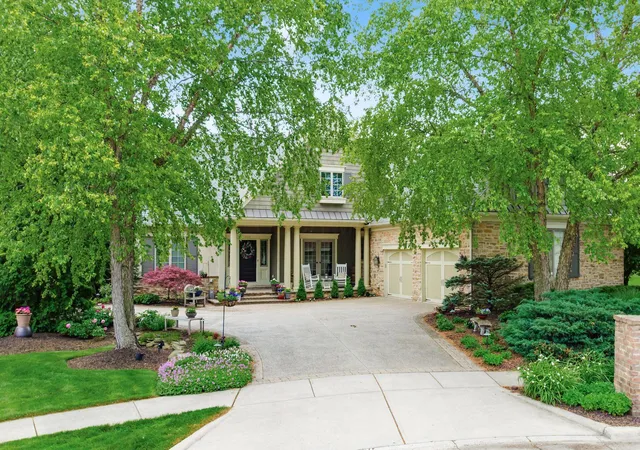 Photo 3 of Single family home for sale at 5692 Juliana Pl, Columbus, OH 43235 | MLS# 226034849 | Listing updated on 2026-10-20