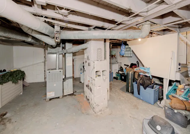 Photo 2 of Single family home for sale at 31 S Ogden Ave, Columbus, OH 43204 | MLS# 226034812 | Listing updated on 2026-09-12