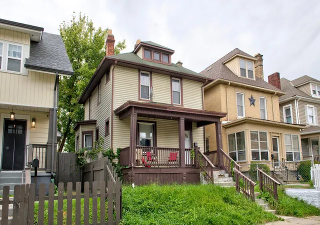 Photo 4 of Single family home for sale at 31 S Ogden Ave, Columbus, OH 43204 | MLS# 226034812 | Listing updated on 2026-09-12