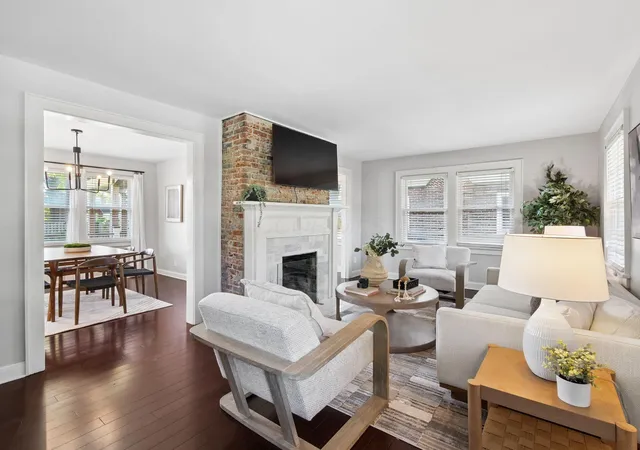 Photo 3 of Single family home for sale at 1652 Andover Rd, Columbus, OH 43212 | MLS# 226034820 | Listing updated on 2026-10-27
