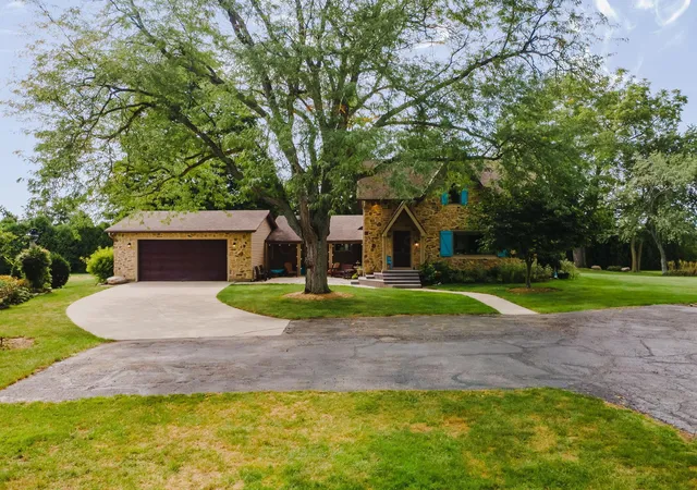 Photo 1 of Single family home for sale at 1122 Somerlot Hoffman Rd E, Marion, OH 43302 | MLS# 226035060 | Listing updated on 2026-10-03
